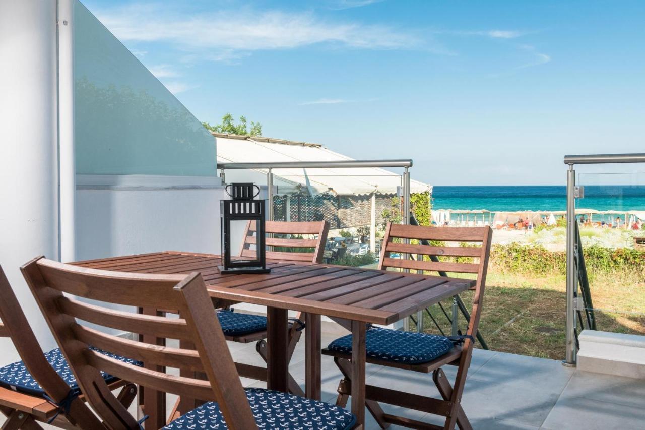 Artemis Beach Apartments Chrysi Ammoudia Buitenkant foto